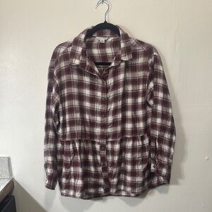 American Eagle Outfitters Maroon and White Plaid Shirt size small woman’s